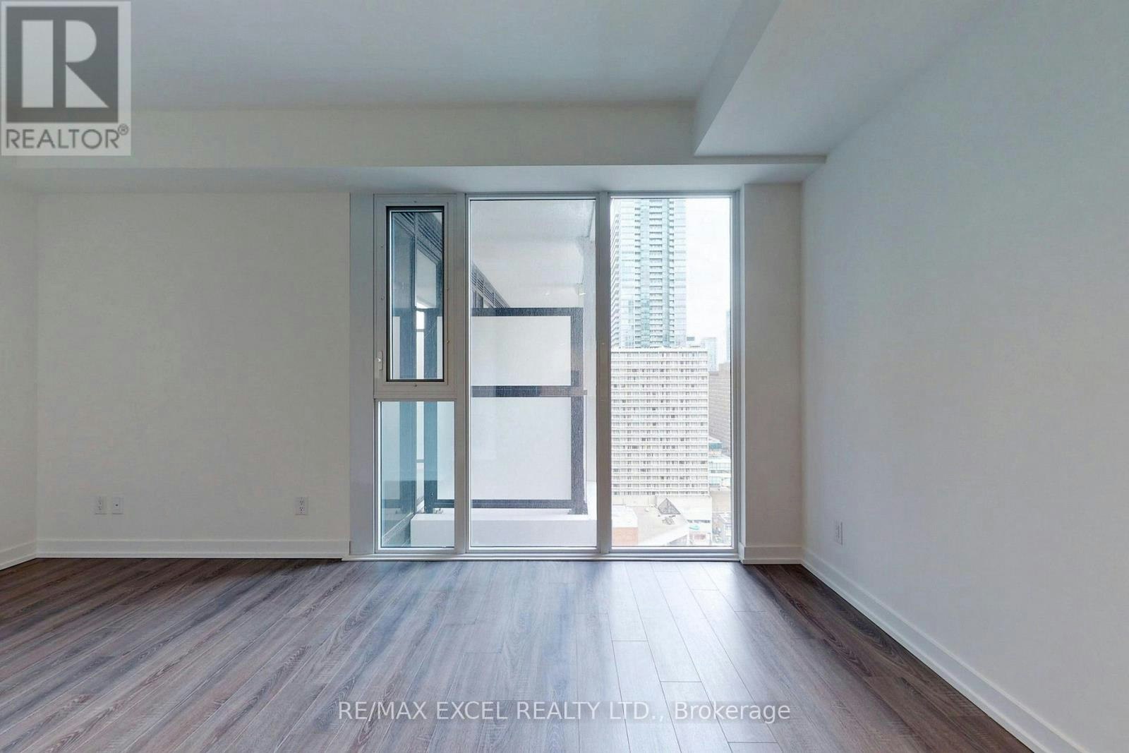 1720-20 Edward Street, Toronto, ON, M5G 1C9 - 10
