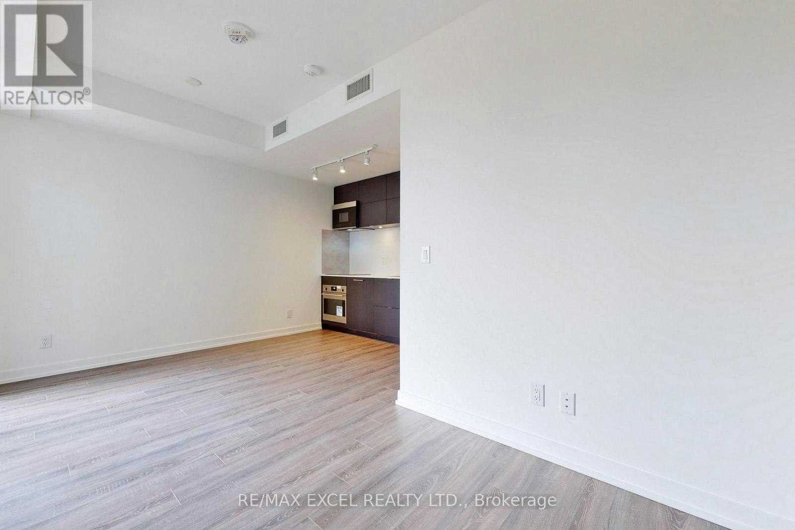 1720-20 Edward Street, Toronto, ON, M5G 1C9 - 14