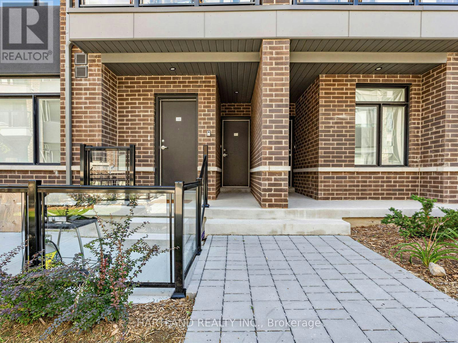 1310-1695 Dersan Street, Pickering, ON, L1X 0S9
