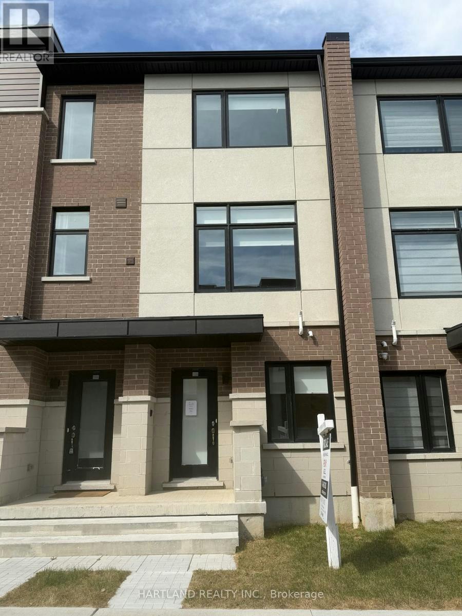 1205-1695 Dersan Street, Pickering, ON, L1X 0S9