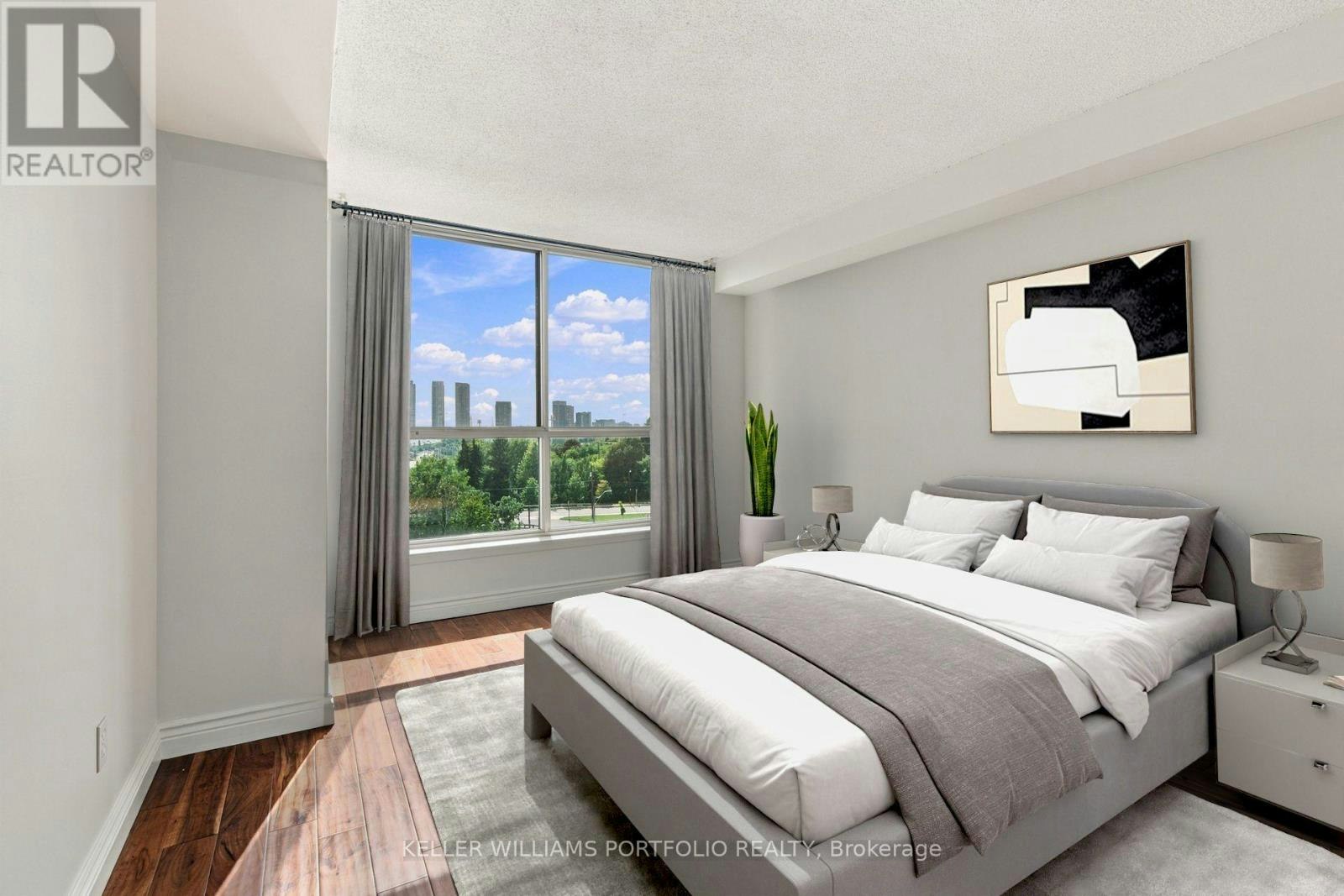 940-22 Southport Street, Toronto, ON, M6S 4Y9 - 6