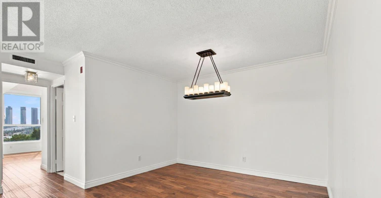 940-22 Southport Street, Toronto, ON, M6S 4Y9 - 11