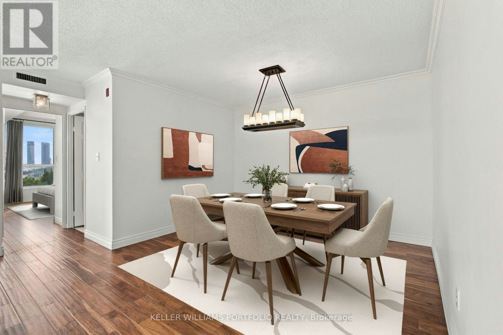 940-22 Southport Street, Toronto, ON, M6S 4Y9 - 4