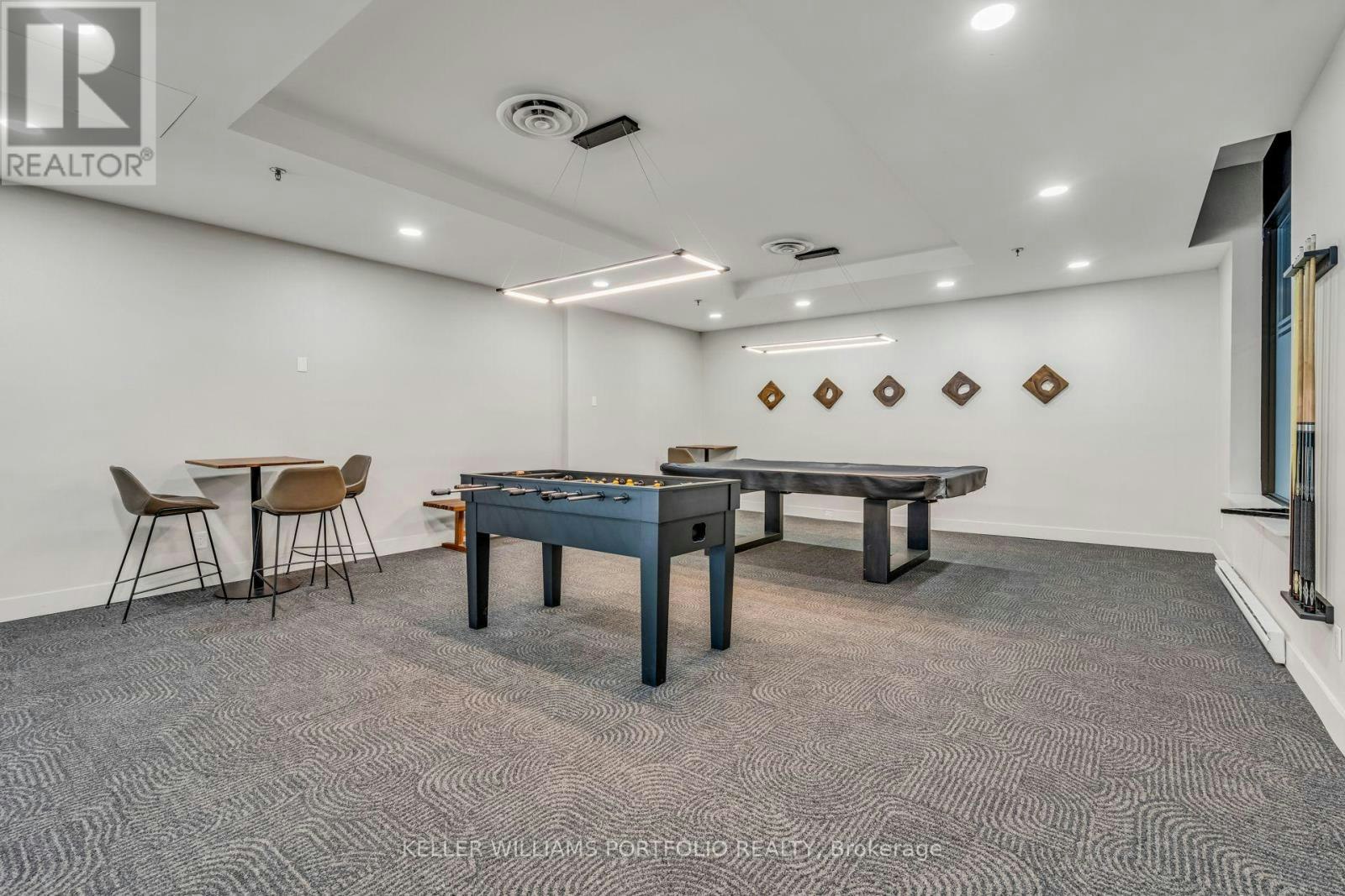 940-22 Southport Street, Toronto, ON, M6S 4Y9 - 31