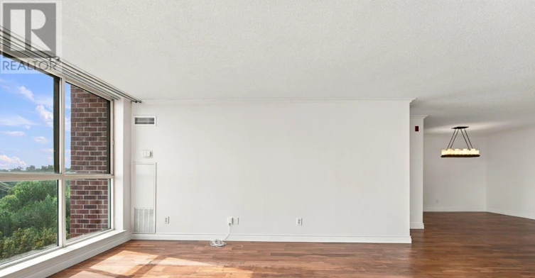 940-22 Southport Street, Toronto, ON, M6S 4Y9 - 10