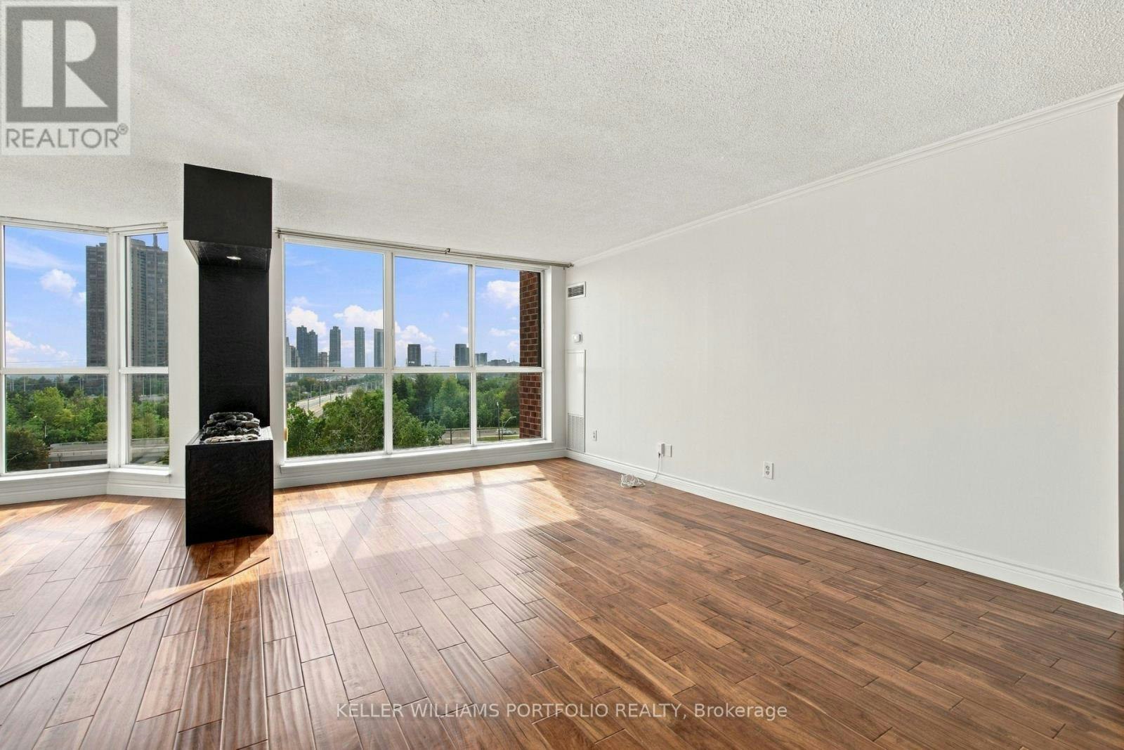 940-22 Southport Street, Toronto, ON, M6S 4Y9 - 9