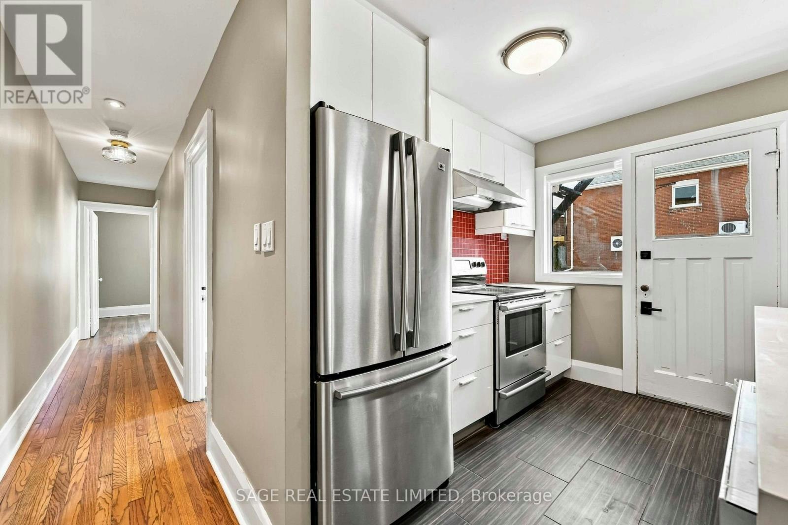 MAIN FLOOR-251 High Park Avenue, Toronto, ON, M6P 2S5 - 16