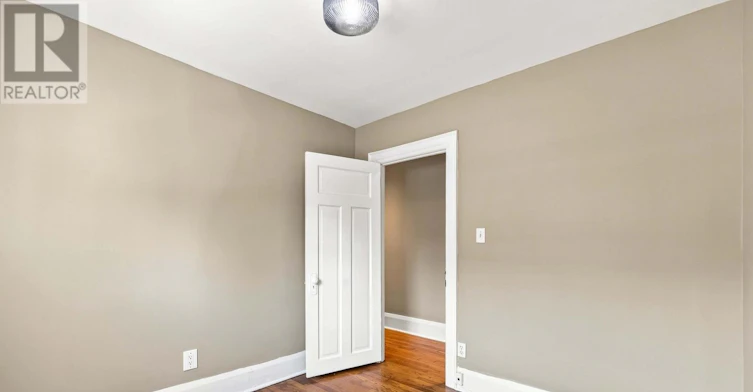 MAIN FLOOR-251 High Park Avenue, Toronto, ON, M6P 2S5 - 24