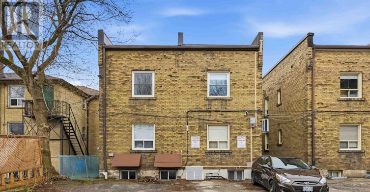 MAIN FLOOR-251 High Park Avenue, Toronto, ON, M6P 2S5 - 31