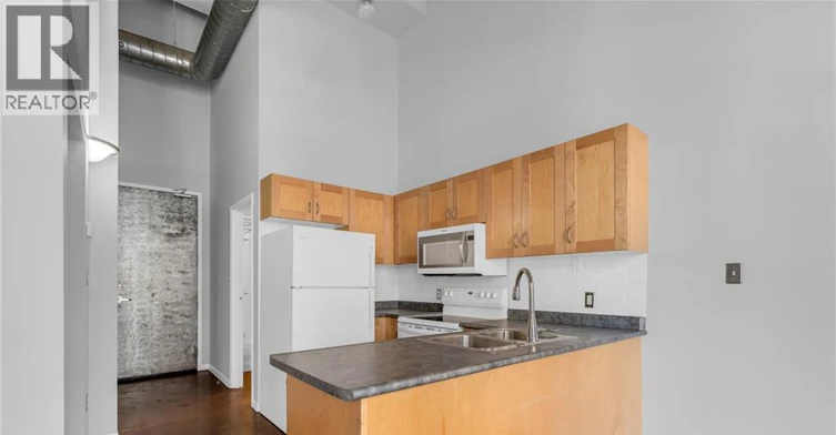 405-11 Rebecca Street, Hamilton, ON, L8R 3H7 - 4