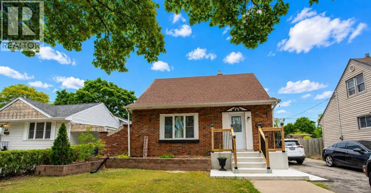 1081 Rankin Avenue, Windsor, ON, N9B 2S2