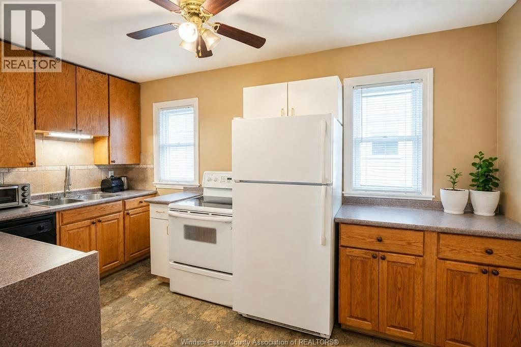 1081 Rankin Avenue, Windsor, ON, N9B 2S2 - 4