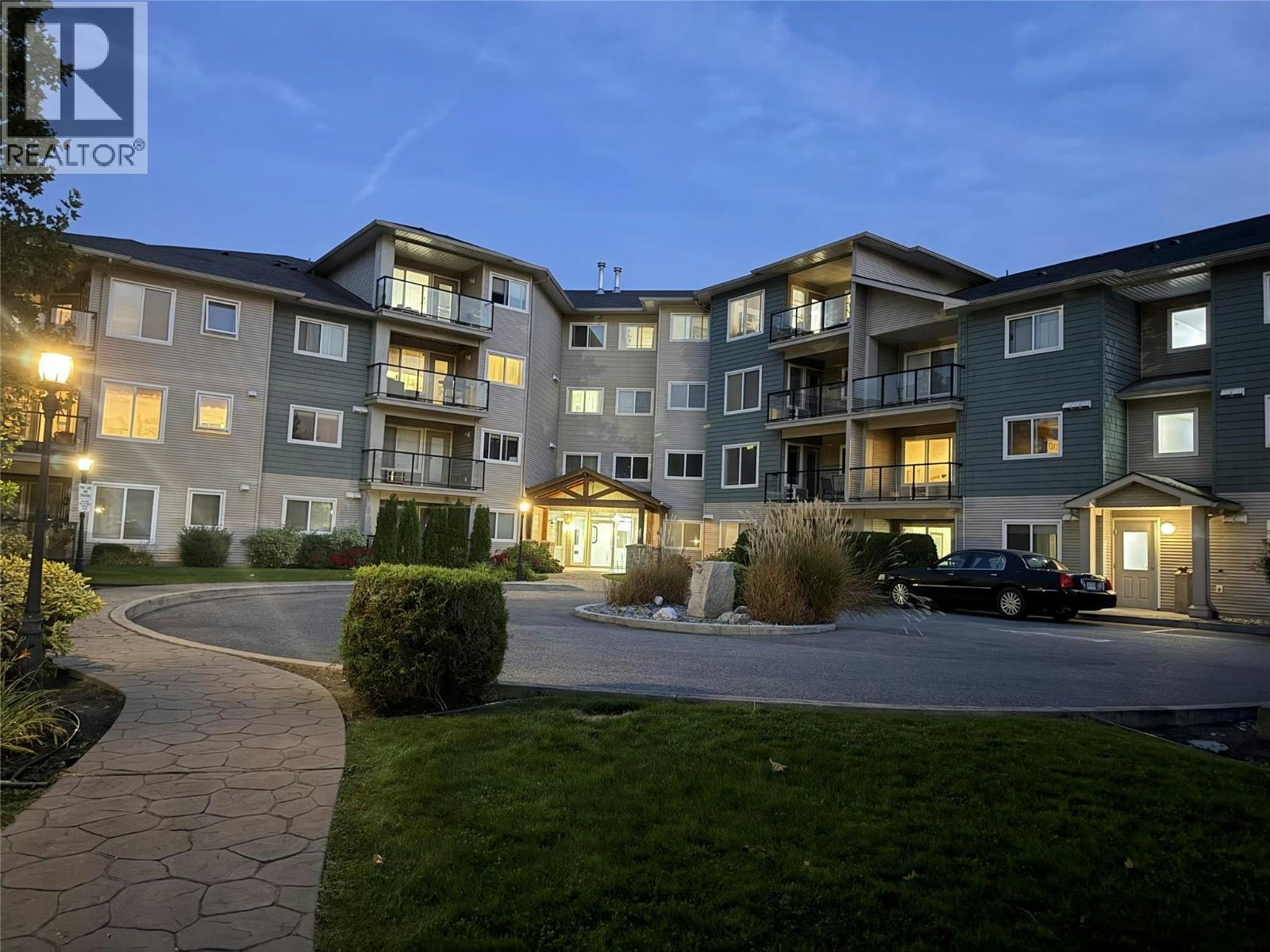 406-135 Ziprick Road, Kelowna, BC, V1X 8B2