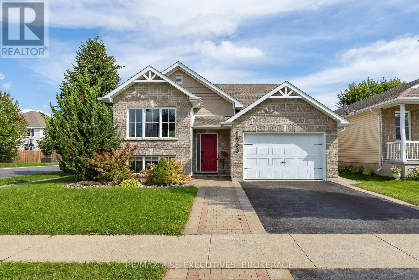 1500 Crimson Crescent, Kingston, ON, K7P 0H4