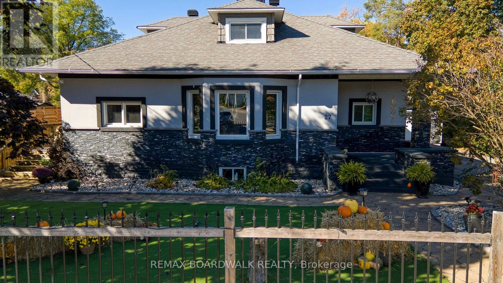 27 Allan Street, Carleton Place, ON, K7C 1T1