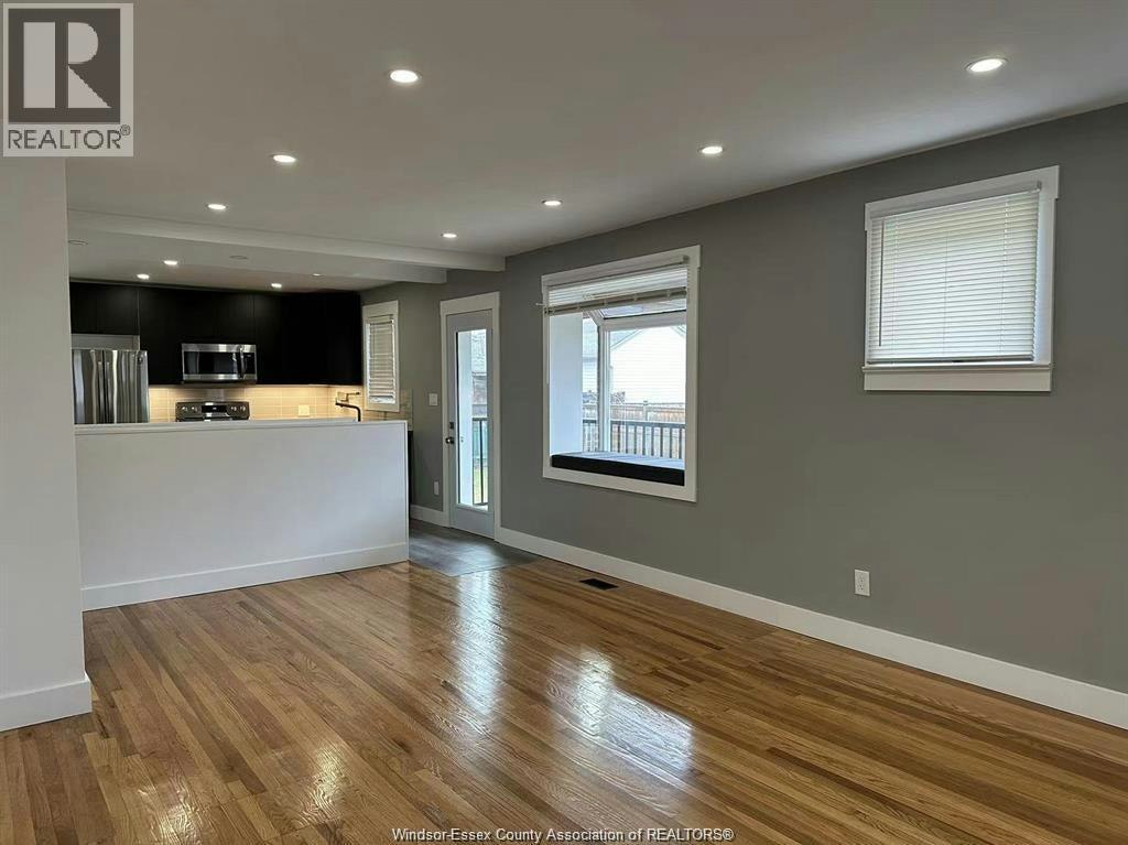 1112 Eastlawn Avenue, Windsor, ON, N8S 3J2 - 4