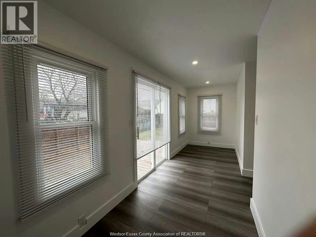 1112 Eastlawn Avenue, Windsor, ON, N8S 3J2 - 23