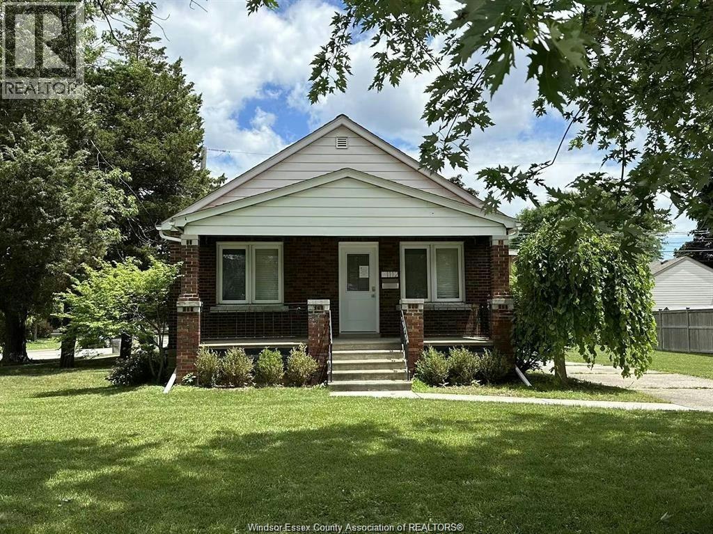 1112 Eastlawn Avenue, Windsor, ON, N8S 3J2