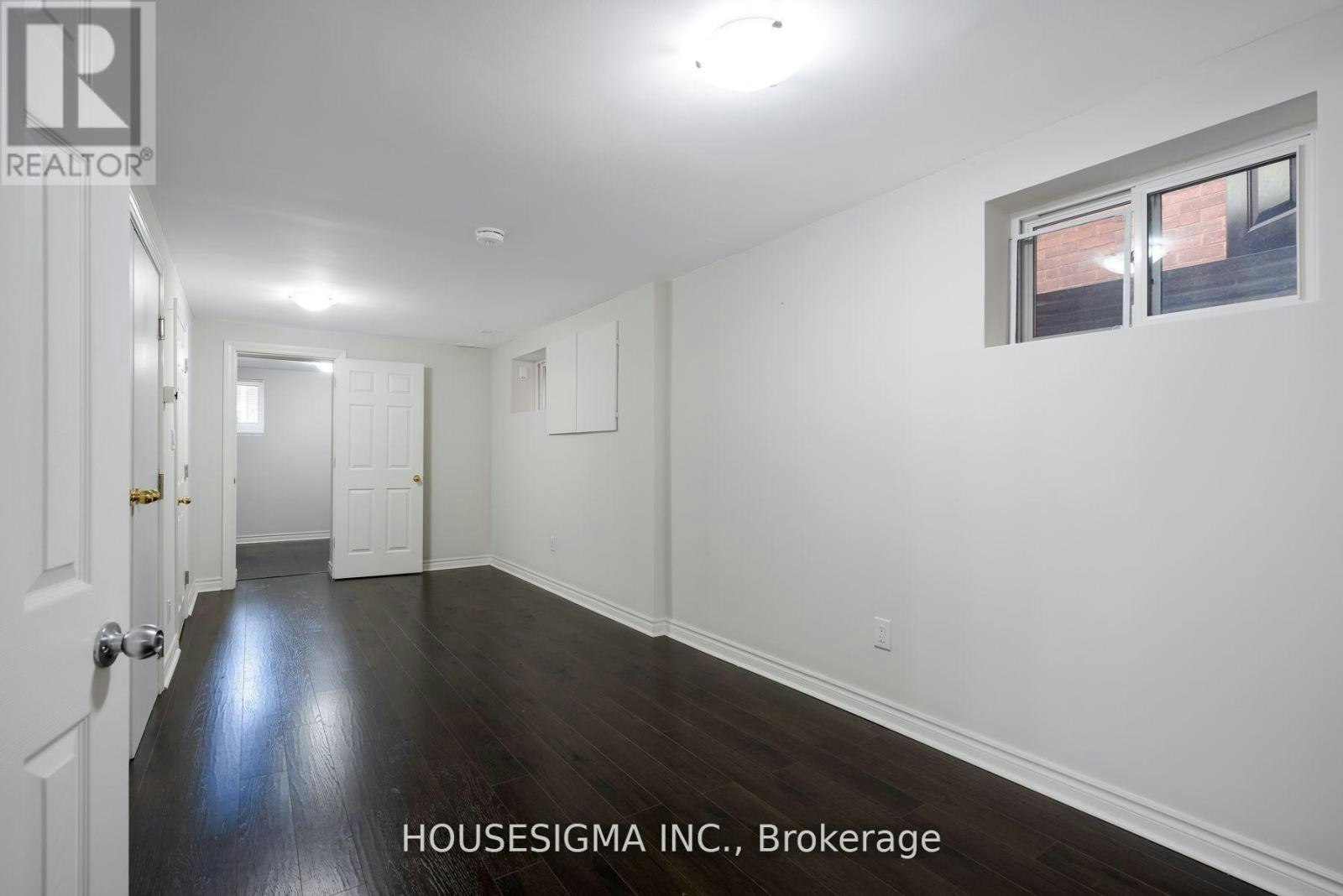 LOWER-72 Redwood Avenue, Toronto, ON, M4L 2S6 - 6