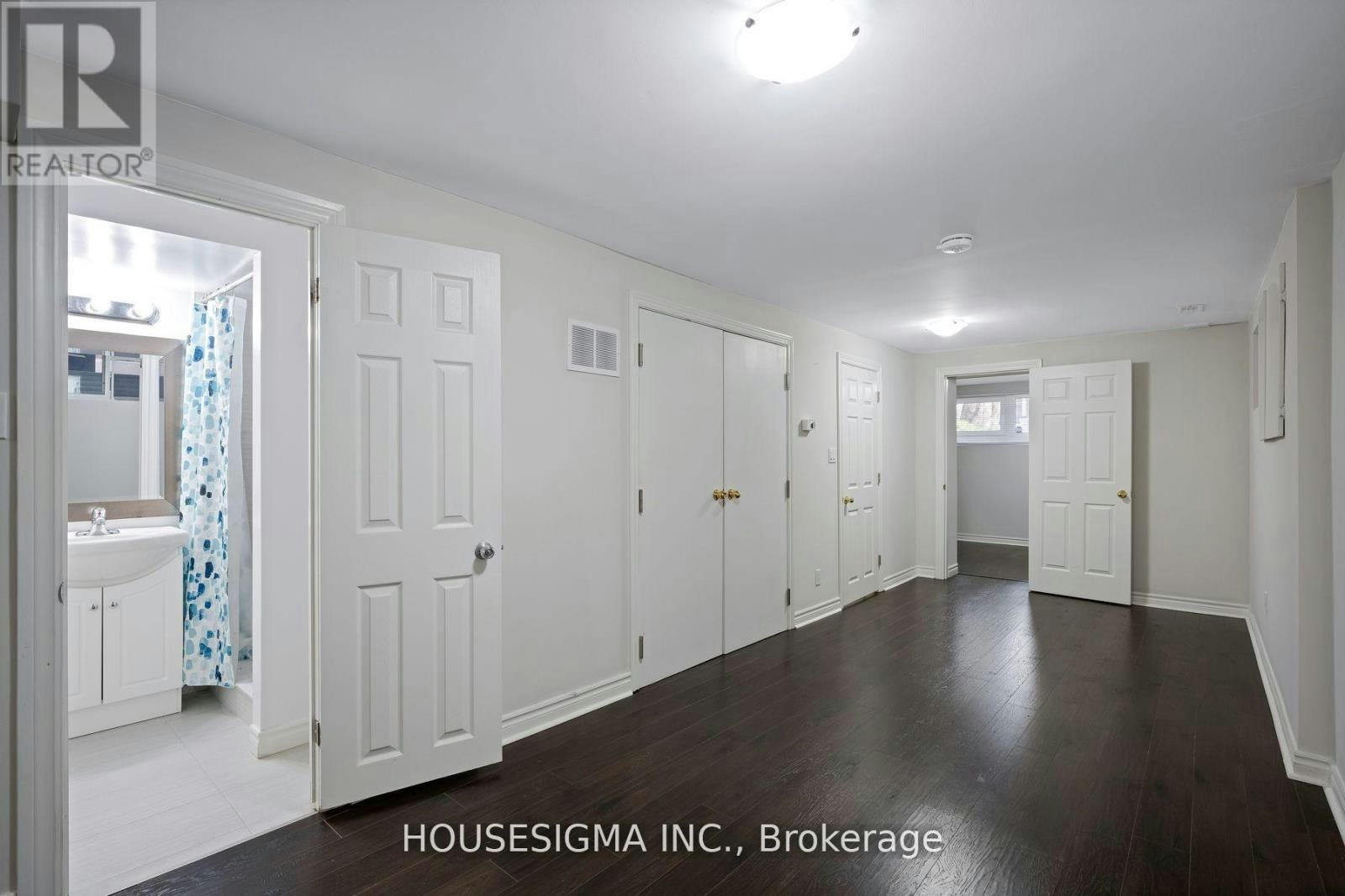 LOWER-72 Redwood Avenue, Toronto, ON, M4L 2S6 - 8