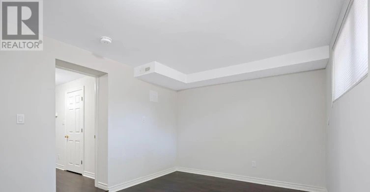 LOWER-72 Redwood Avenue, Toronto, ON, M4L 2S6 - 14