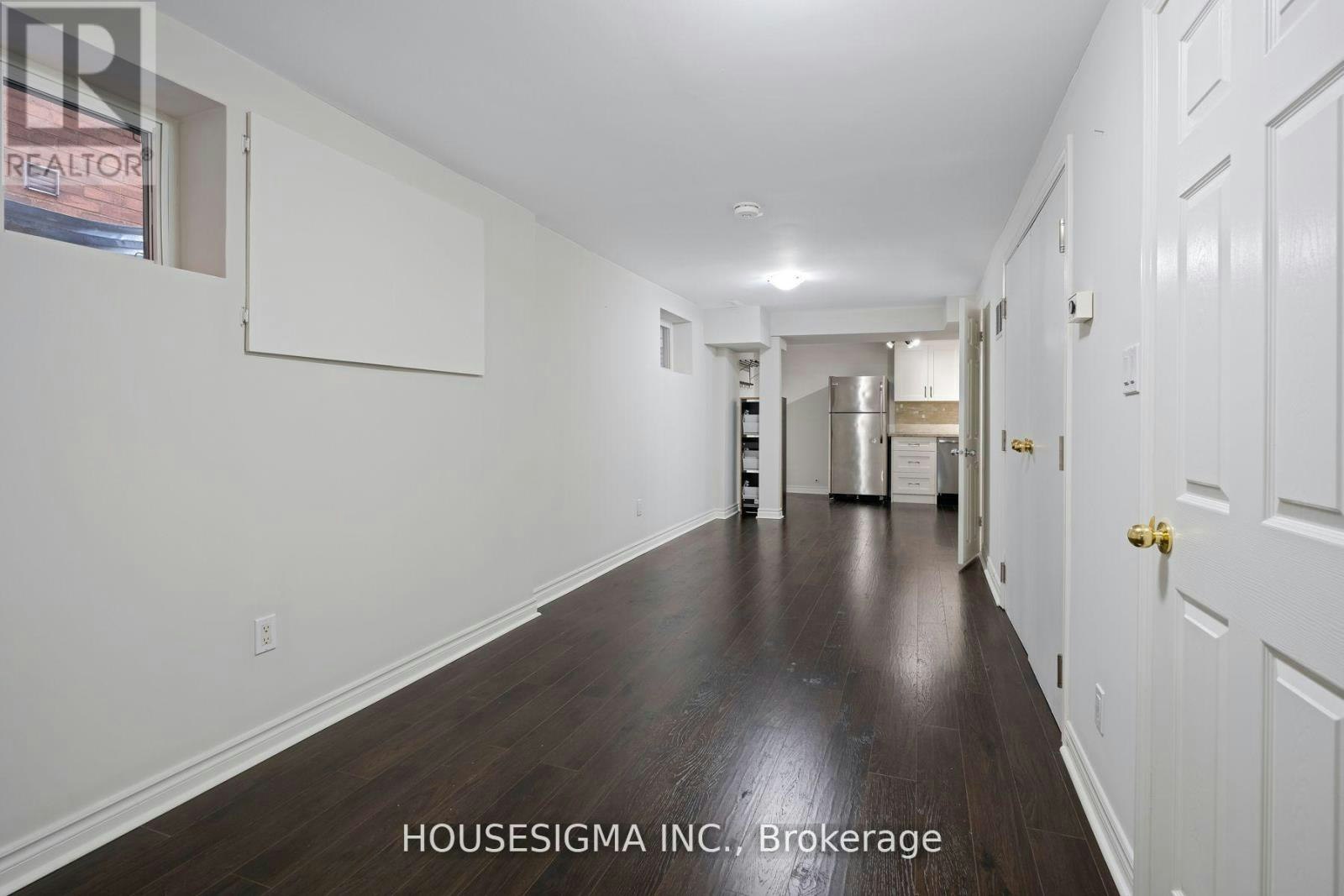 LOWER-72 Redwood Avenue, Toronto, ON, M4L 2S6 - 13