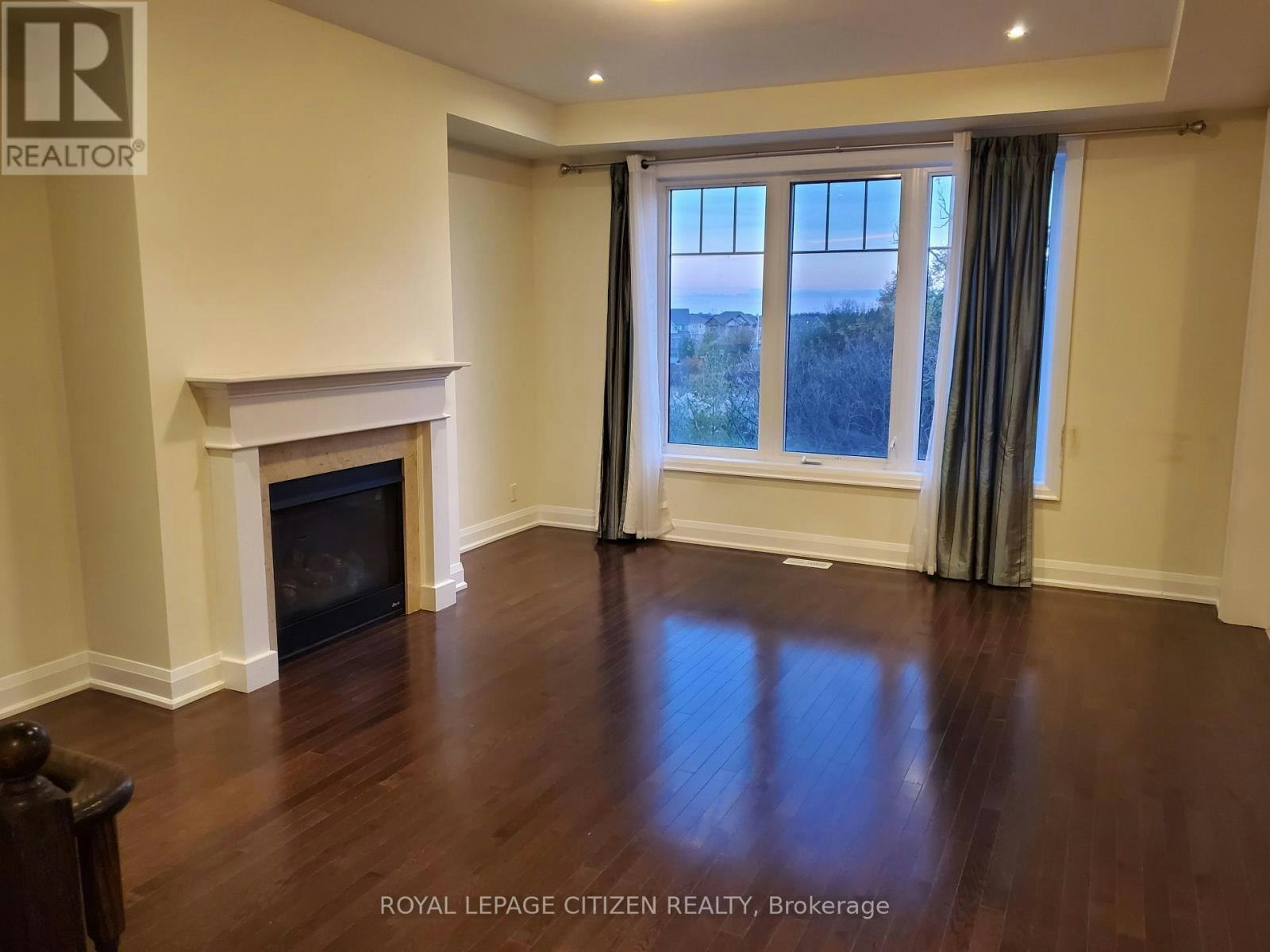 211 Symington Avenue, Oshawa, ON, L1L 0J8 - 3