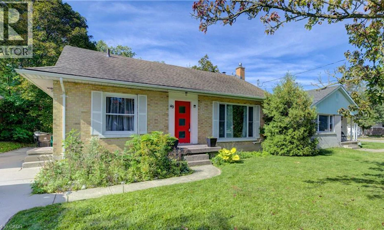 49 Dietz Avenue S