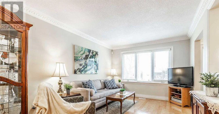 416 Rimilton Avenue, Toronto, ON, M8W 2G3 - 5