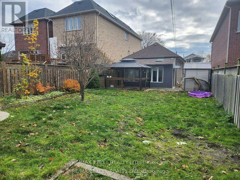 416 Rimilton Avenue, Toronto, ON, M8W 2G3 - 25