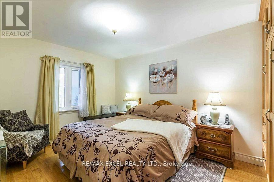 416 Rimilton Avenue, Toronto, ON, M8W 2G3 - 10