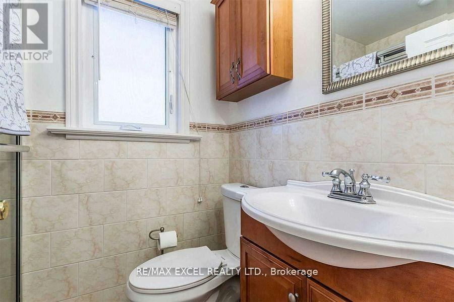 416 Rimilton Avenue, Toronto, ON, M8W 2G3 - 11
