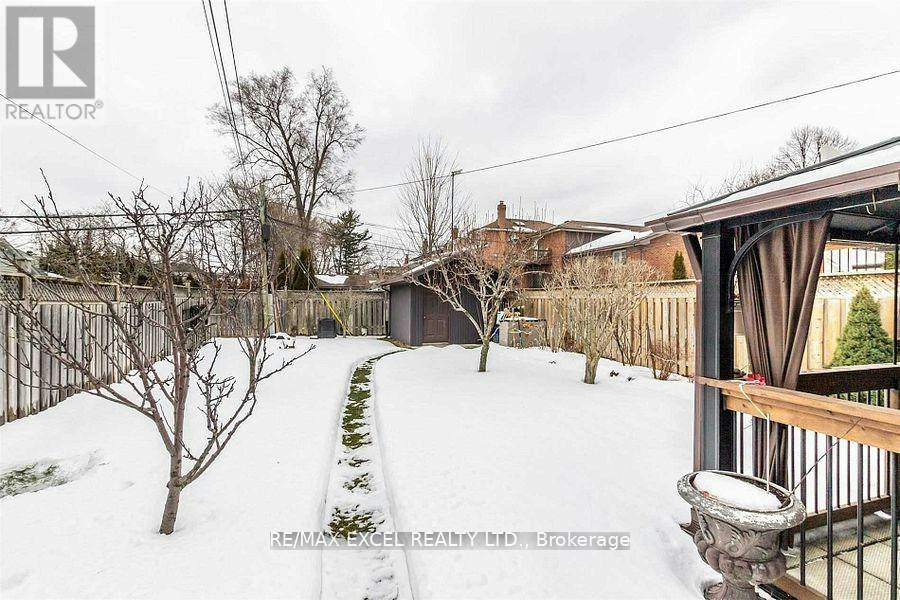 416 Rimilton Avenue, Toronto, ON, M8W 2G3 - 24