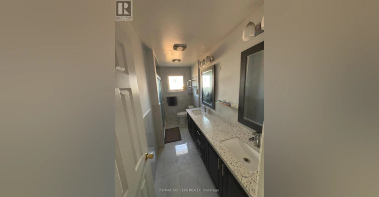 3043 Coral Drive, Mississauga, ON, L4T 1Z2 - 5