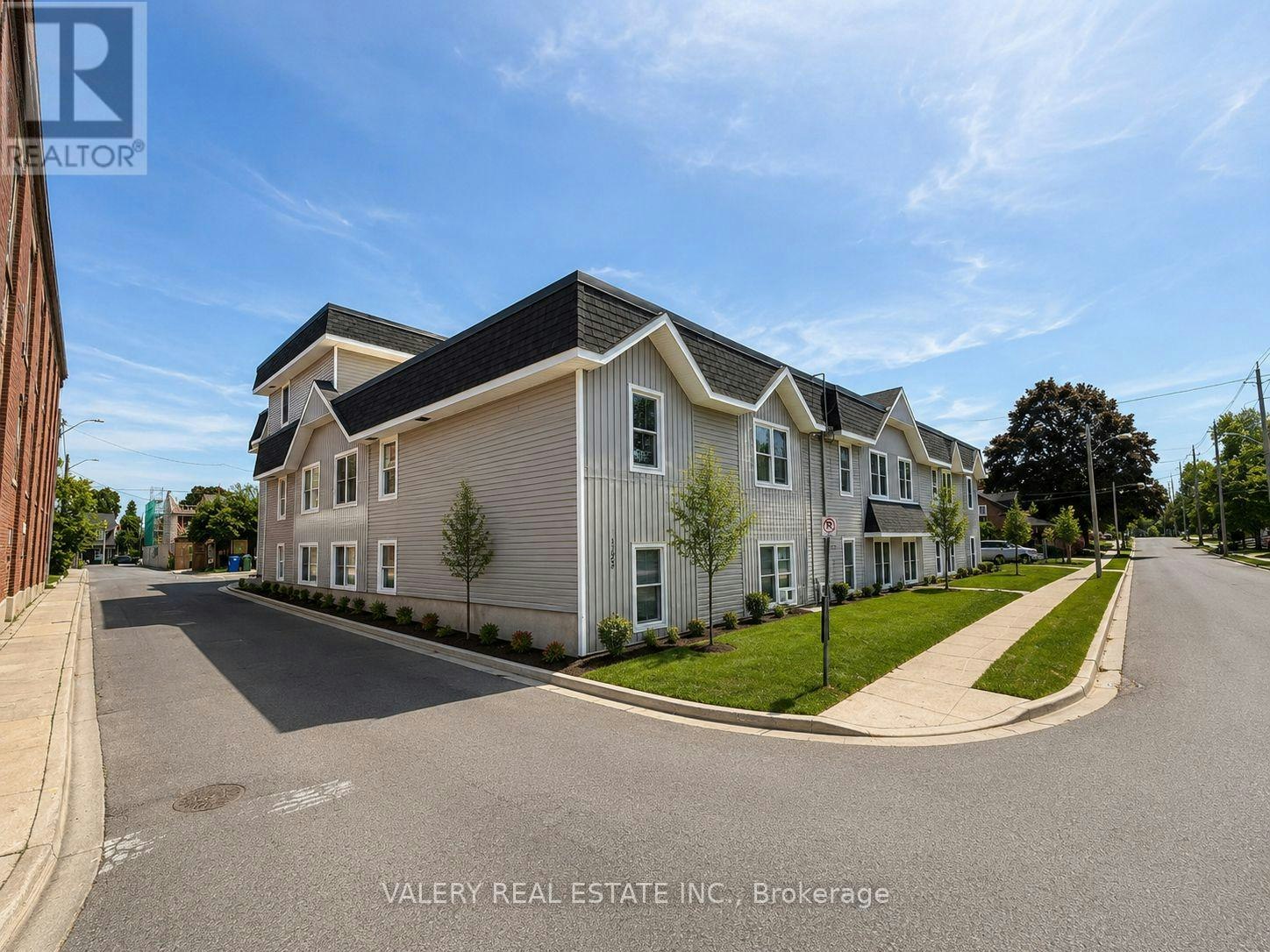 303-1123 Queenston Road, Cambridge, ON, N3H 3L1