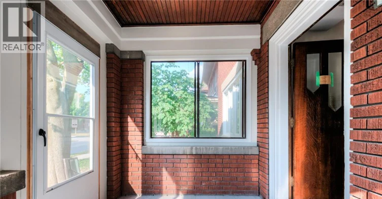 Lower-297 Frederick Street, Kitchener, ON, N2H 2N6 - 3