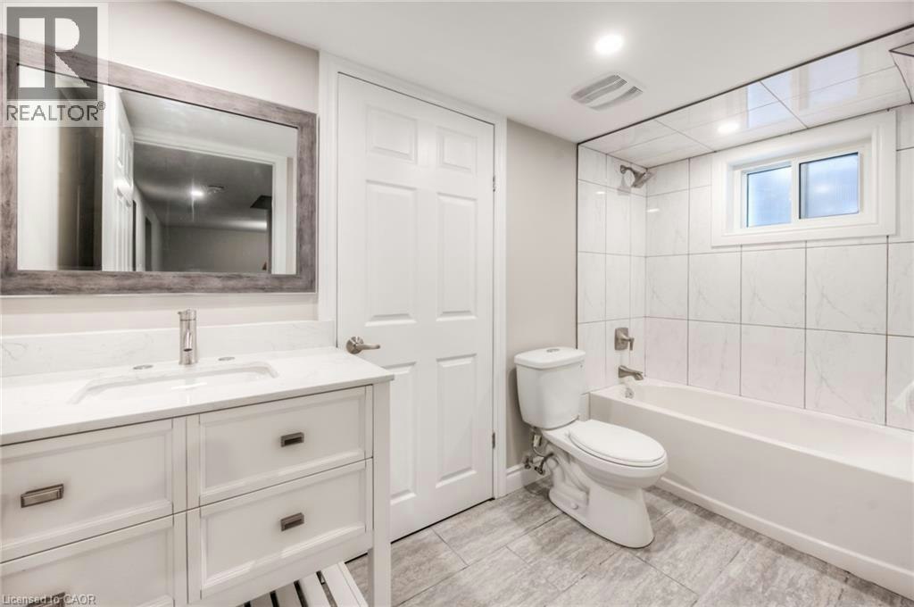Lower-297 Frederick Street, Kitchener, ON, N2H 2N6 - 17