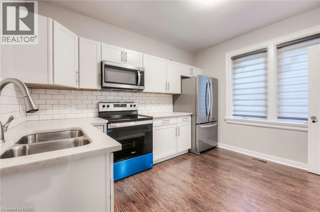 Lower-297 Frederick Street, Kitchener, ON, N2H 2N6 - 12
