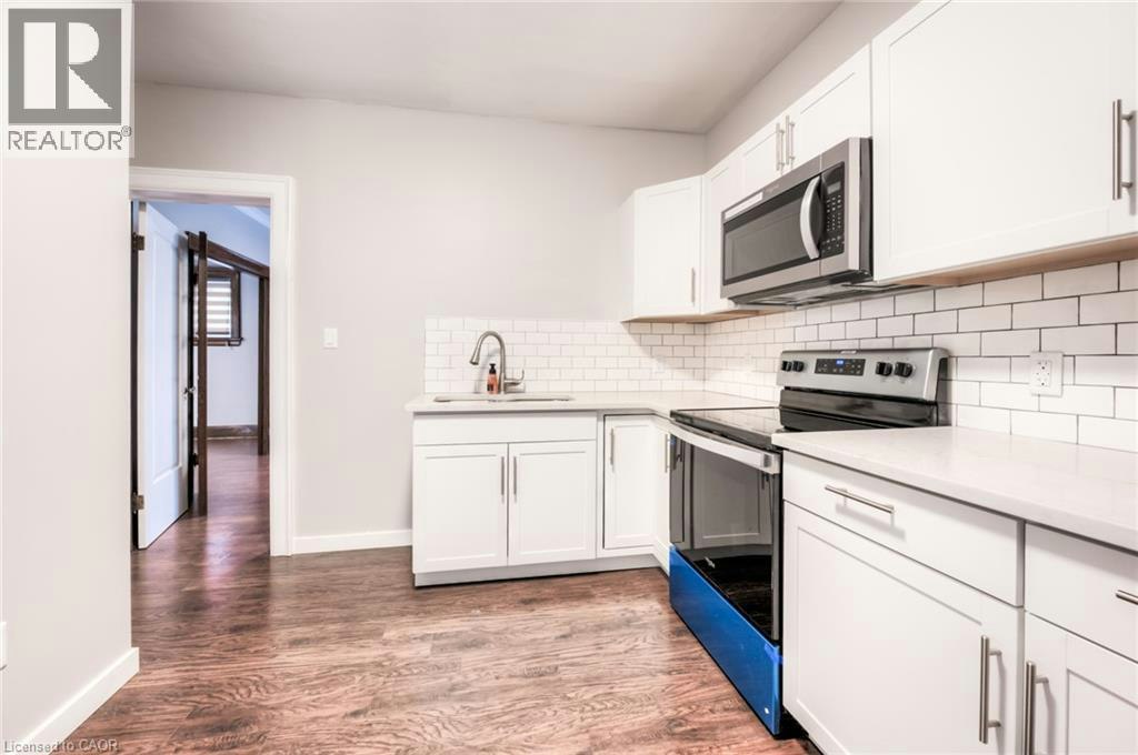Lower-297 Frederick Street, Kitchener, ON, N2H 2N6 - 11