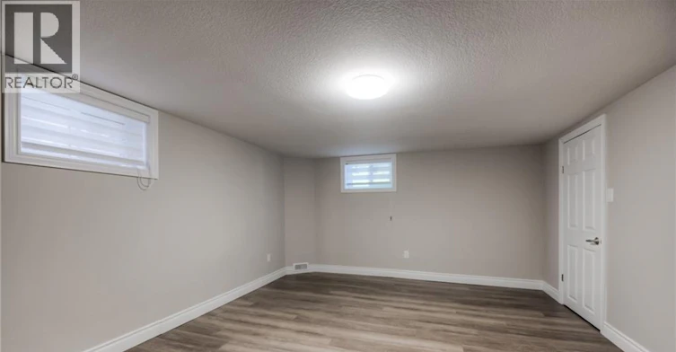 Lower-297 Frederick Street, Kitchener, ON, N2H 2N6 - 16