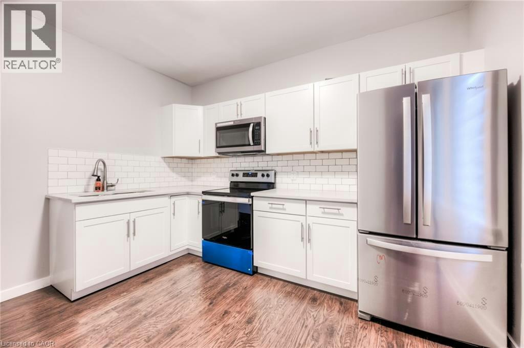 Lower-297 Frederick Street, Kitchener, ON, N2H 2N6 - 10
