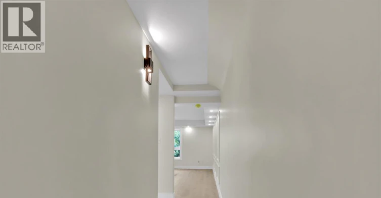 101-670 Cameron, Windsor, ON, N9B 1Z1