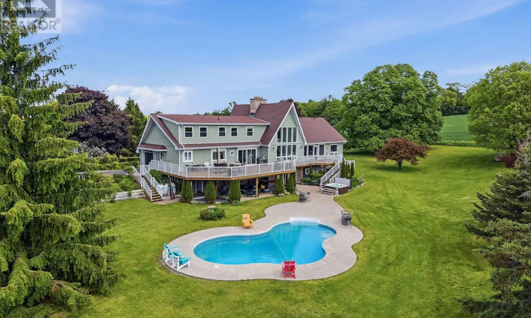 439 Oak Lake Road