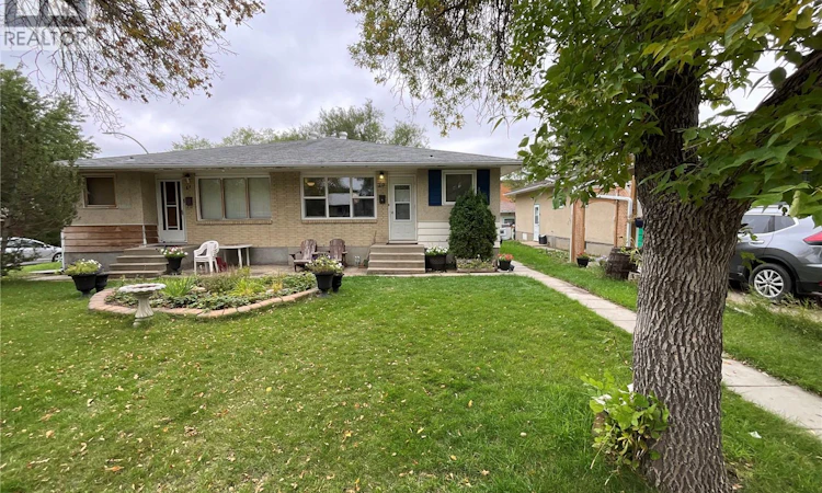 29 Mcmurchy Avenue