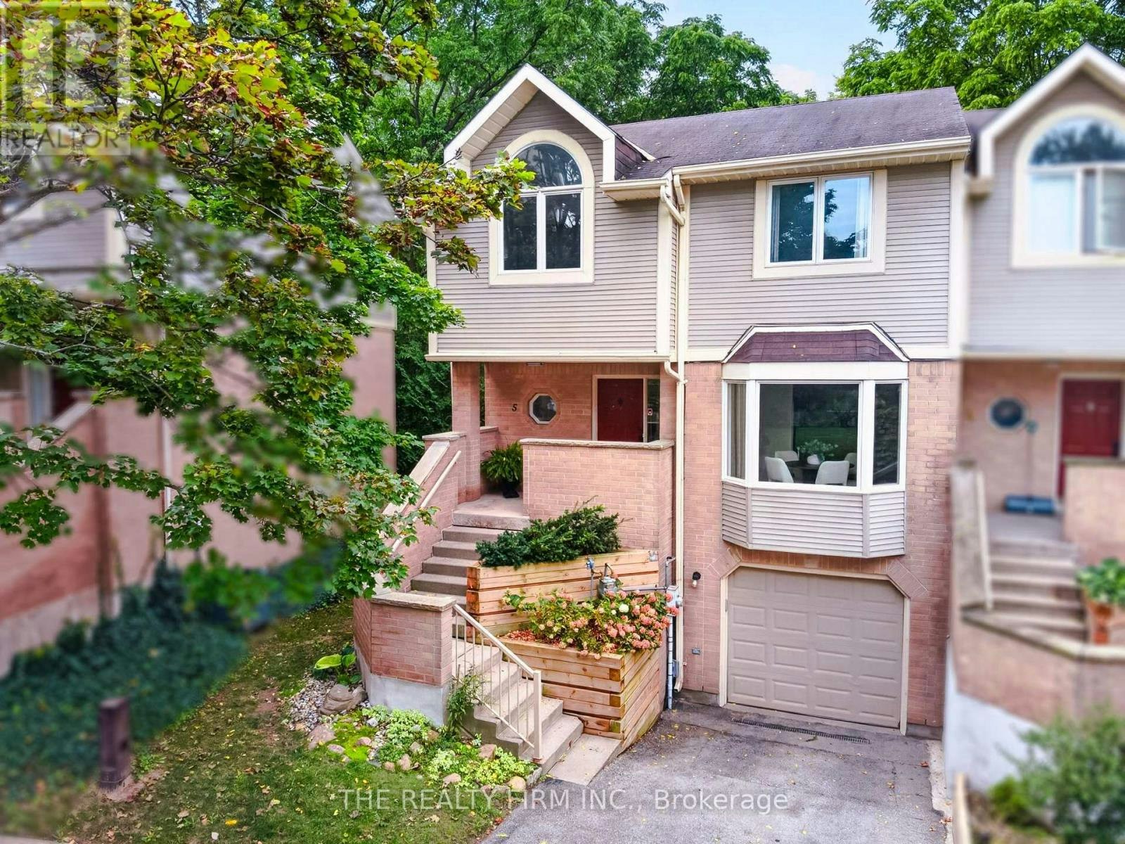 5-9 Ailsa Place, London, ON, N5Z 4Z6