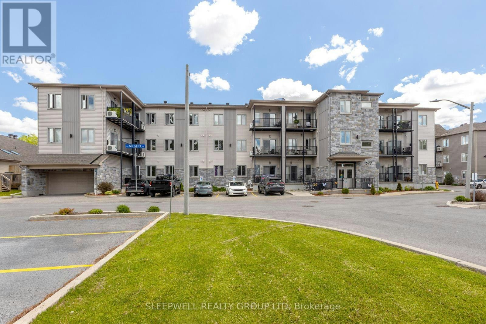 204-377 Solstice Crescent, Russell, ON, K0A 1W1