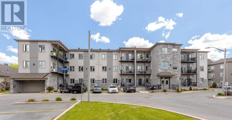 204-377 Solstice Crescent, Russell, ON, K0A 1W1