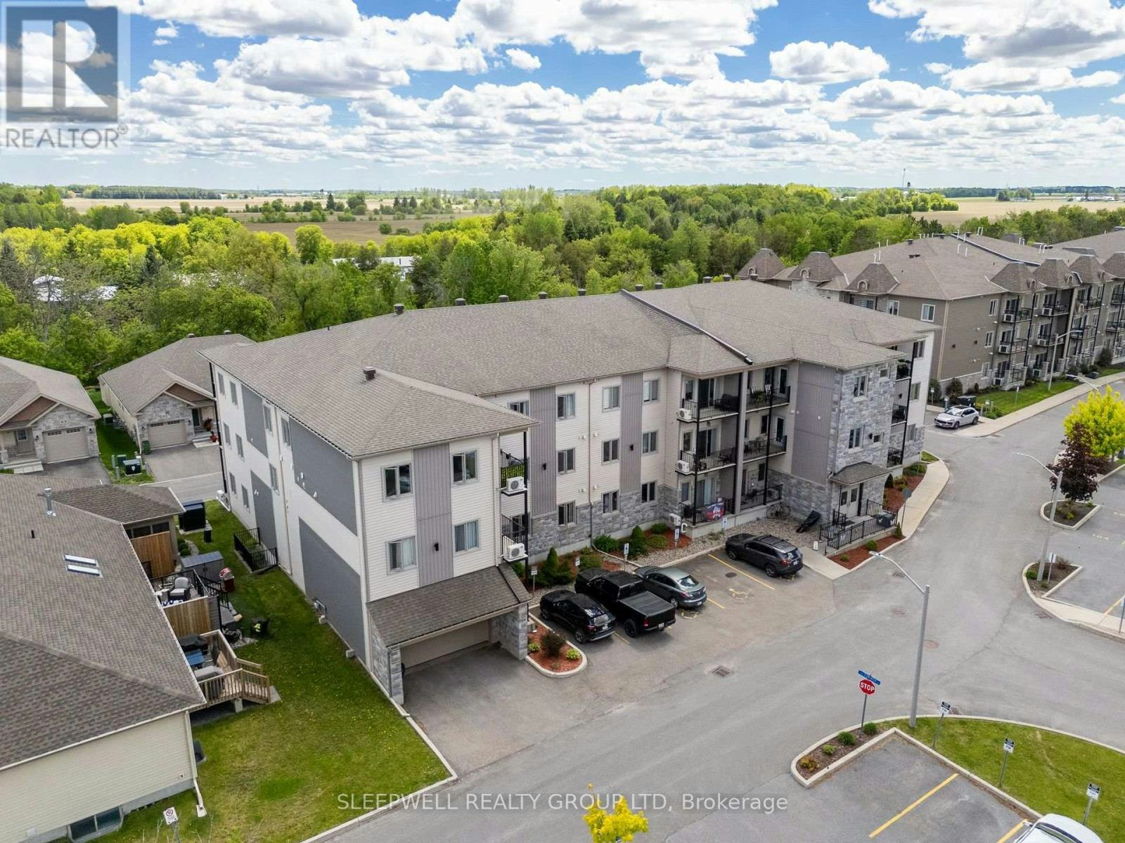 204-377 Solstice Crescent, Russell, ON, K0A 1W1 - 2