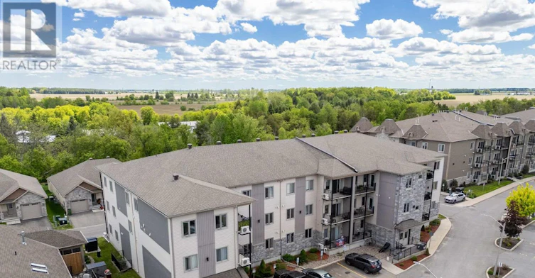 204-377 Solstice Crescent, Russell, ON, K0A 1W1 - 2
