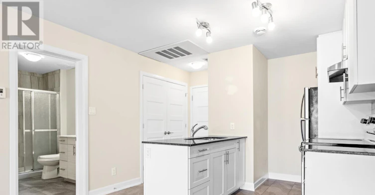 204-377 Solstice Crescent, Russell, ON, K0A 1W1 - 8